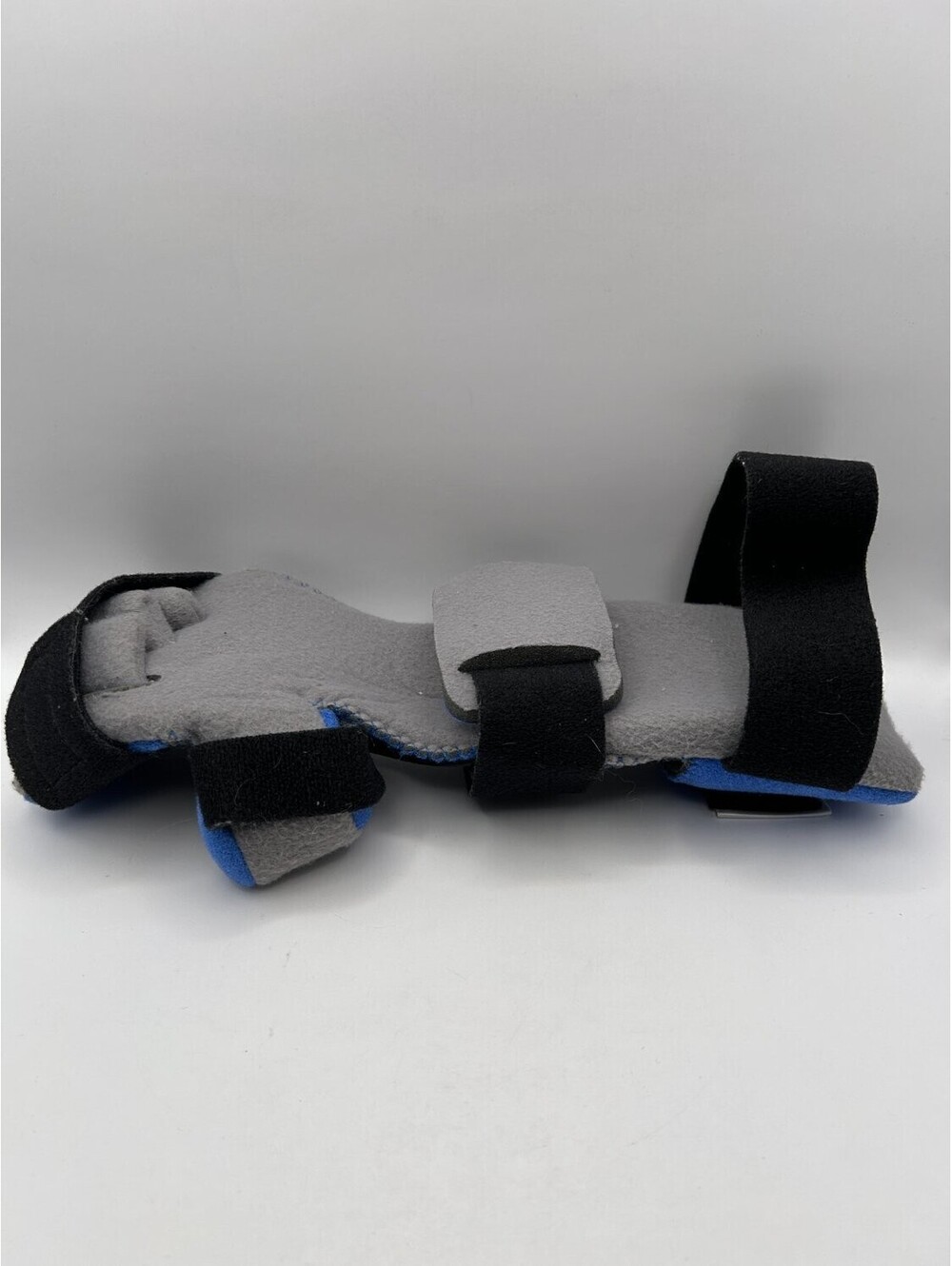 RCAI Geriatric Hand Orthosis With Finger Separator Resting Splint S Blue Gray